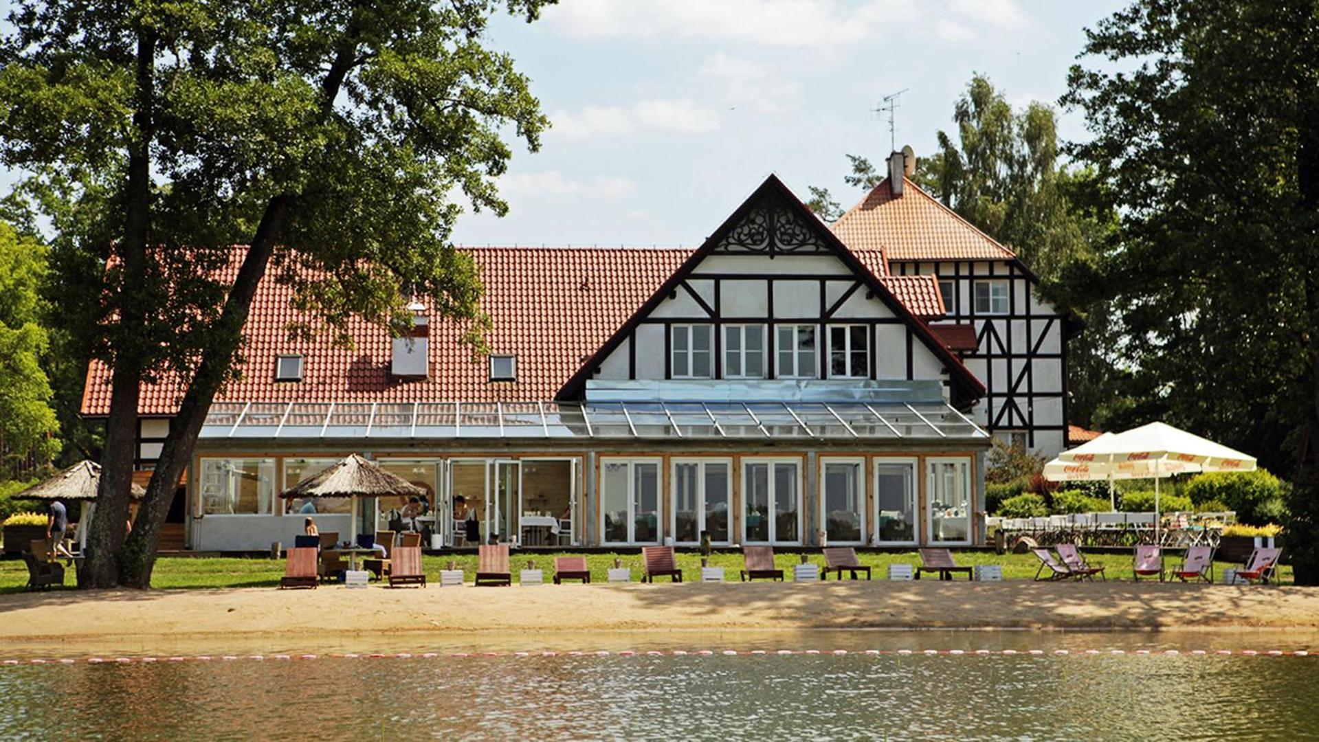 Jablon Lake Resort Pisz Exteriér fotografie